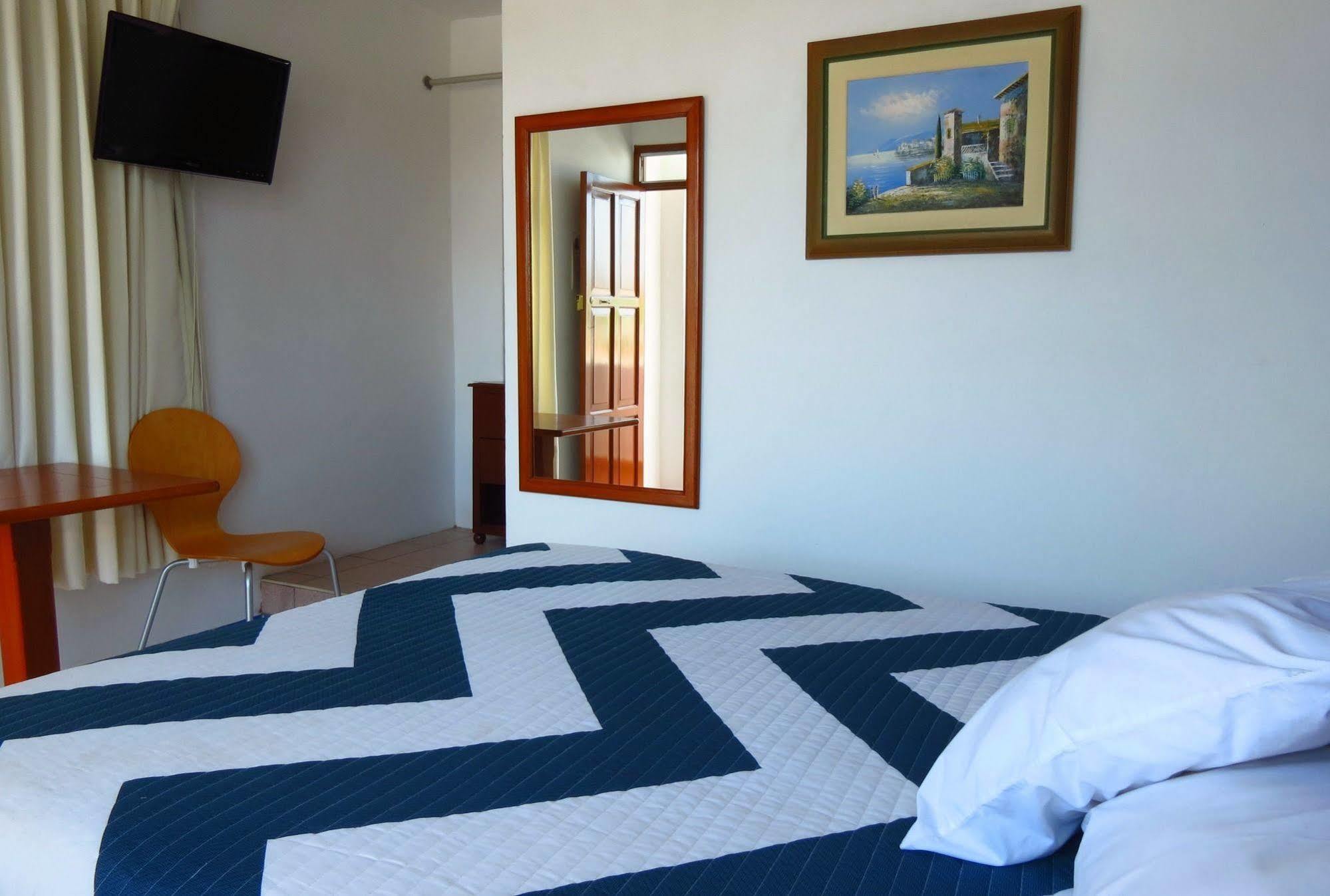 Hotel Bracamonte Huanchaco Eksteriør billede